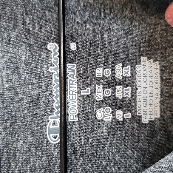 Champion dri fit hooded long sleeve - Picture 2 of 3